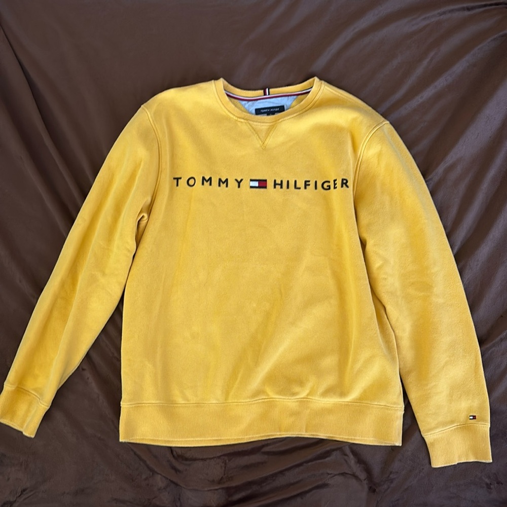 Tommy Hilfiger Men's Crewneck Sweater in Yellow Size XL